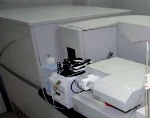 Servicios e Infraestructuras 3 LaboratoriosIGME