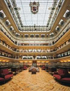 The IGME's Geominer Museum main room