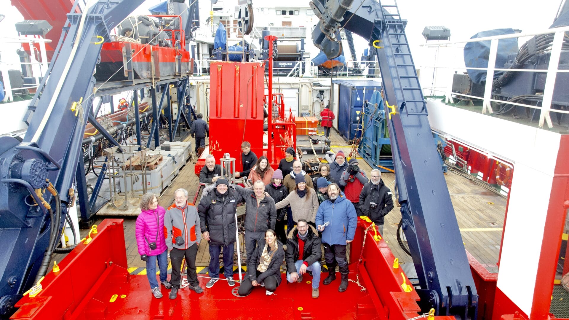 Investigadores del Instituto de Ciencias del Mar (ICM-CSIC) y del Instituto Geológico y Minero de España (IGME-CSIC) lideran el proyecto ICEFLAME